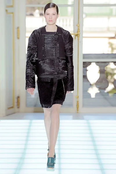 Look 5